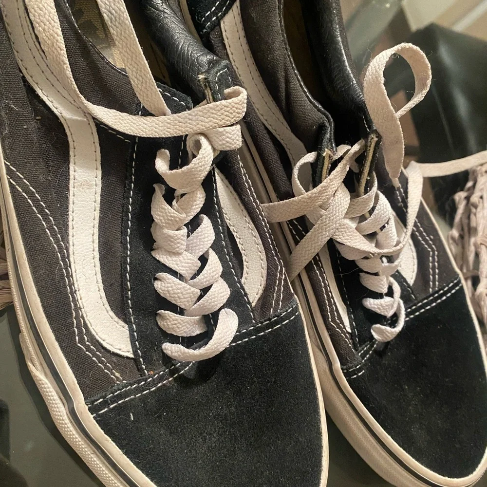 Vans - Picture 4 of 4